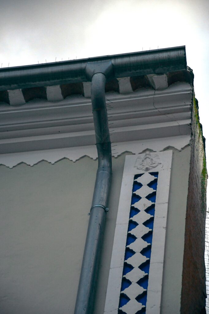 Canalón Clasico Iglesia Zinc
